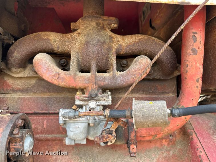 image for item JD9126 International Harvester 340  tractor