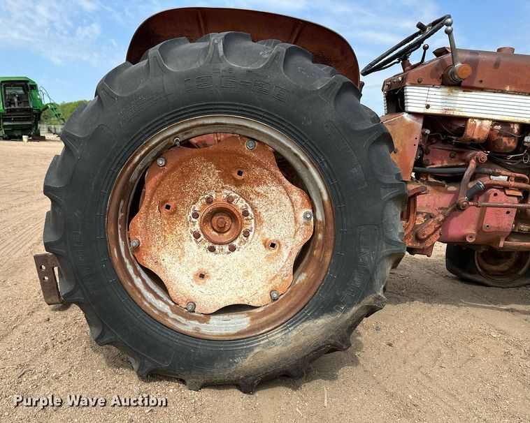 image for item JD9126 International Harvester 340  tractor