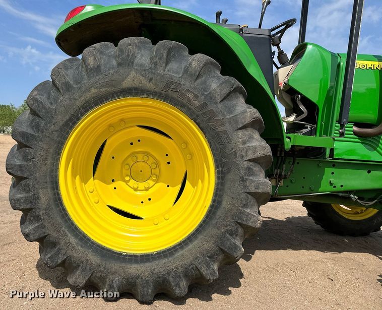 image for item JD9128 2006 John Deere 6415  MFWD tractor
