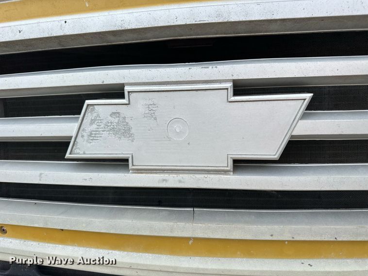 image for item KL9143 1977 Chevrolet C65  grain truck