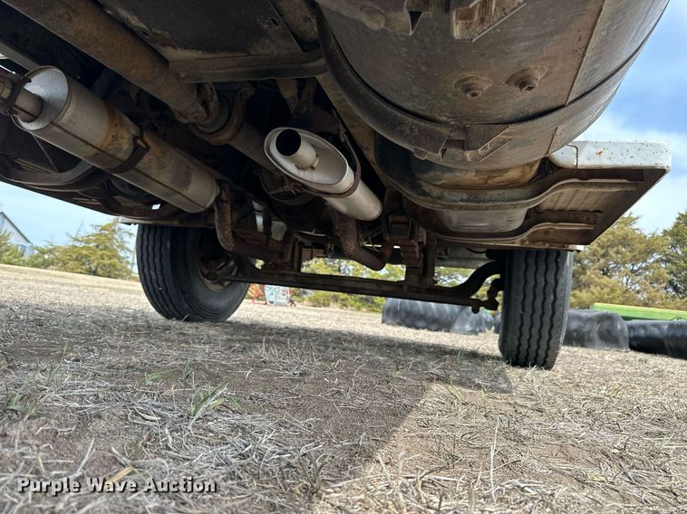 image for item KL9143 1977 Chevrolet C65  grain truck