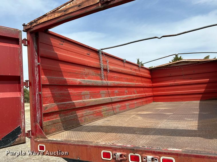 image for item KL9143 1977 Chevrolet C65  grain truck