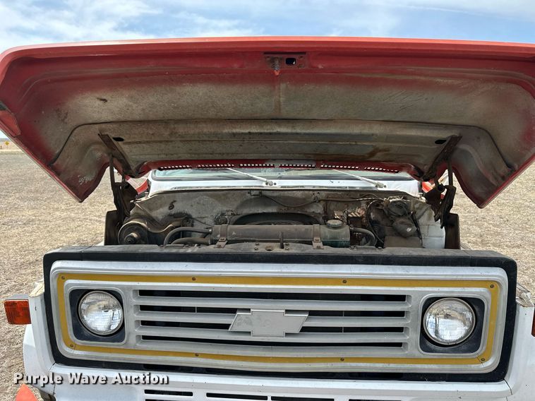 image for item KL9143 1977 Chevrolet C65  grain truck