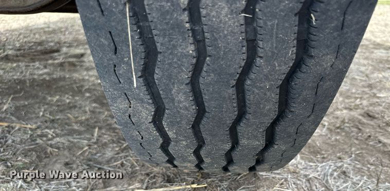 image for item KL9143 1977 Chevrolet C65  grain truck