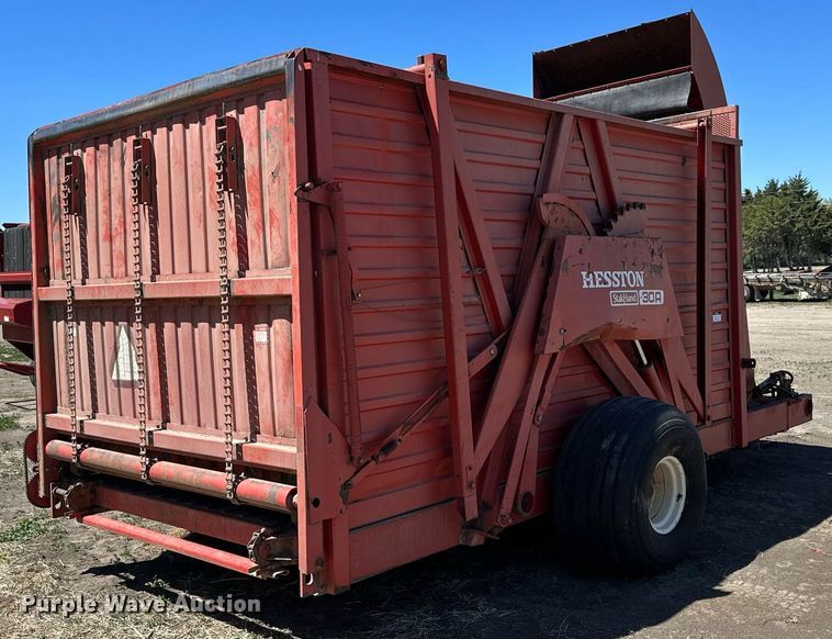 image for item KL9173 Hesston Stakhand 30A  hay stacker