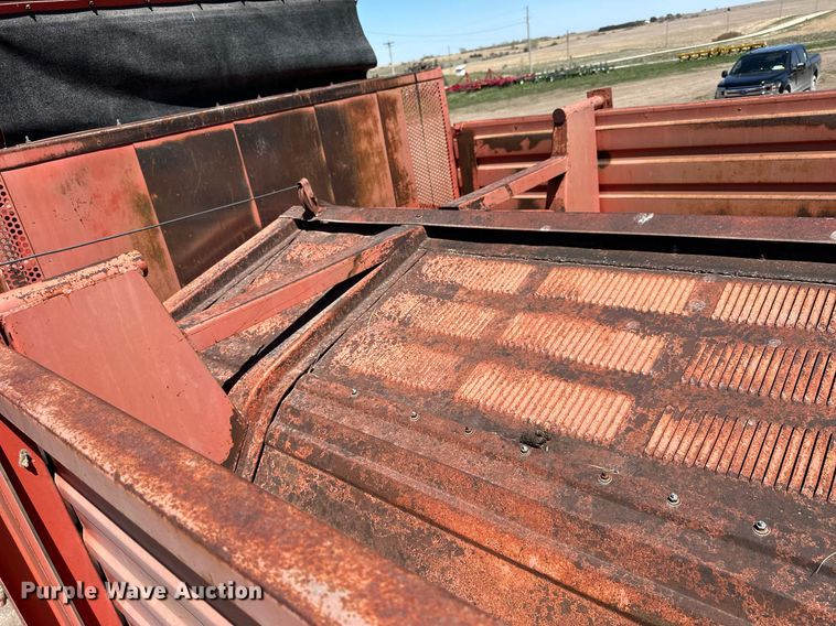 image for item KL9173 Hesston Stakhand 30A  hay stacker