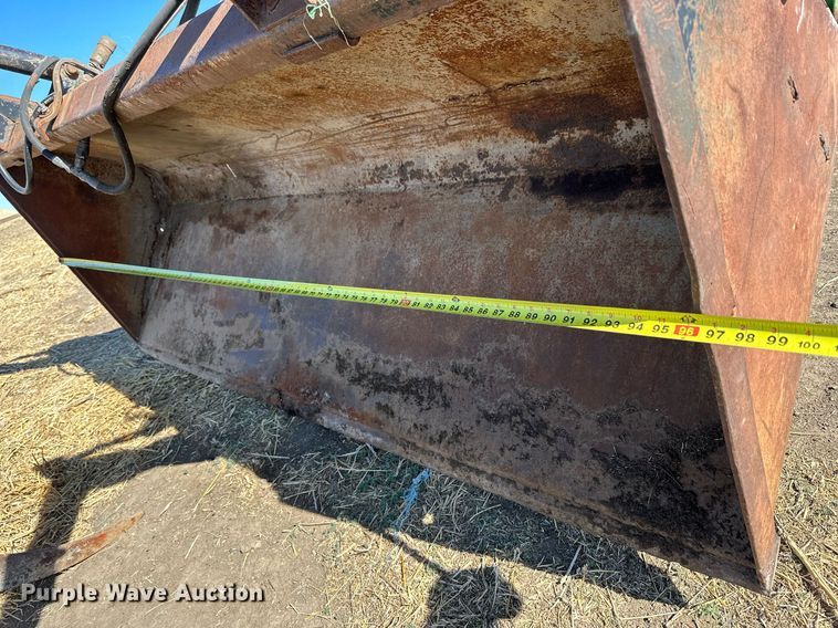 image for item KL9175 Great Bend 760  loader