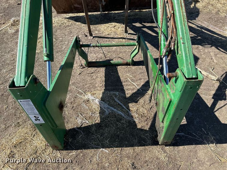 image for item KL9175 Great Bend 760  loader