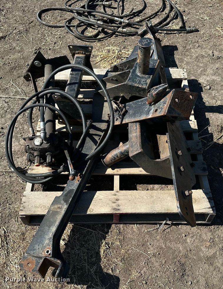 image for item KL9175 Great Bend 760  loader