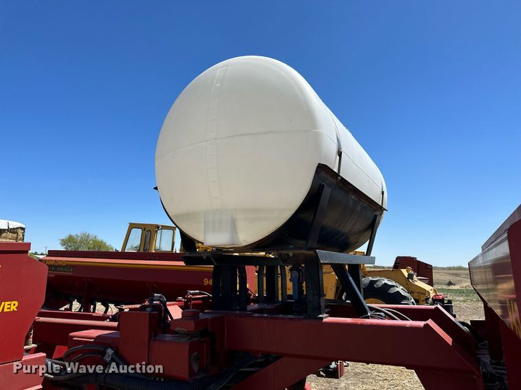 image for item KL9183 Sunflower 9432-30  grain drill