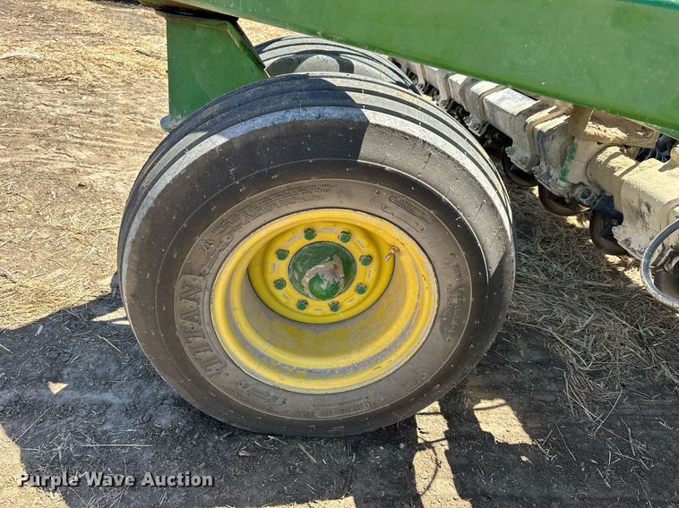 image for item KL9184 John Deere 750  grain drill