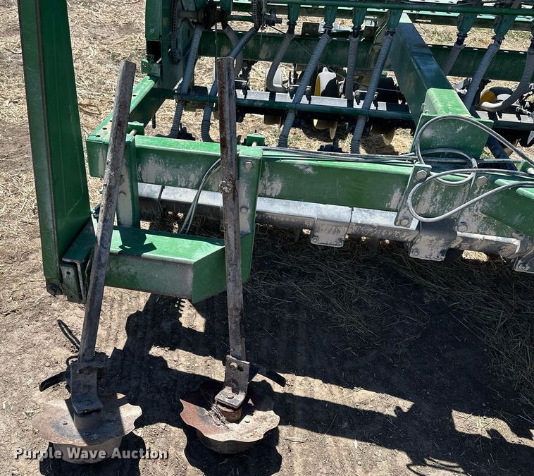 image for item KL9184 John Deere 750  grain drill