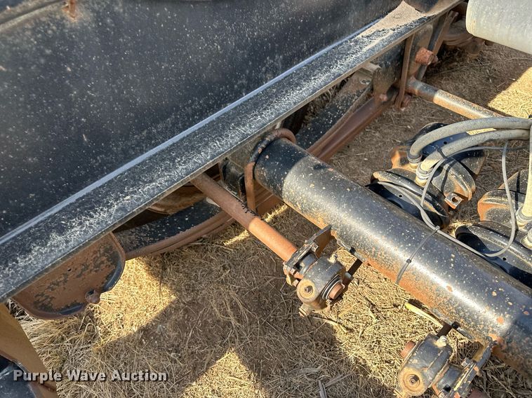 image for item KX9011 2014 Road Runner 4000  sprayer trailer