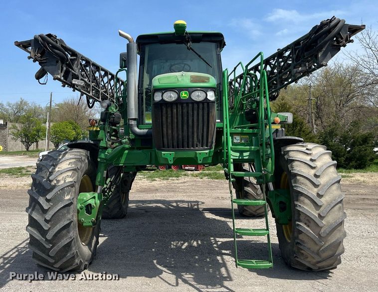 image for item LA9936 2009 John Deere 4730  sprayer