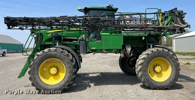 image for item LA9936 2009 John Deere 4730  sprayer