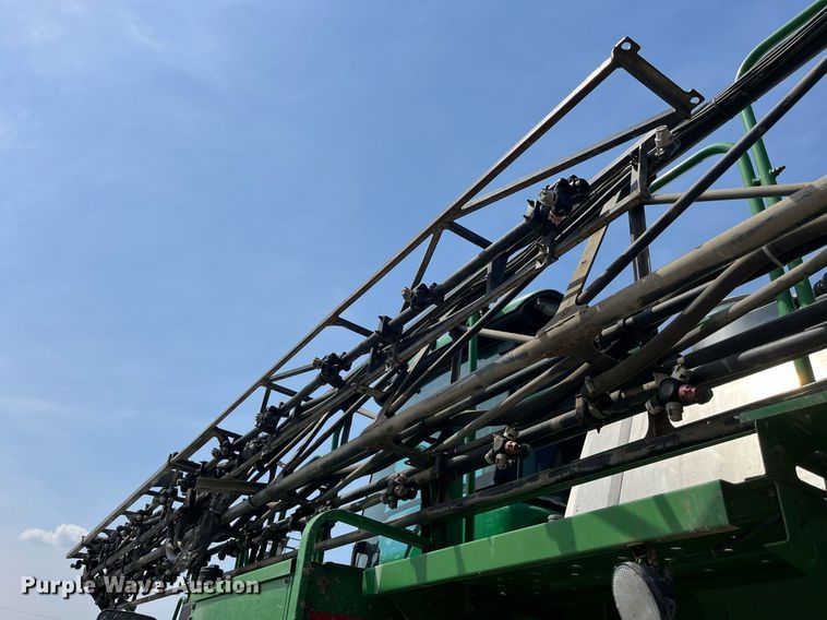 image for item LA9936 2009 John Deere 4730  sprayer