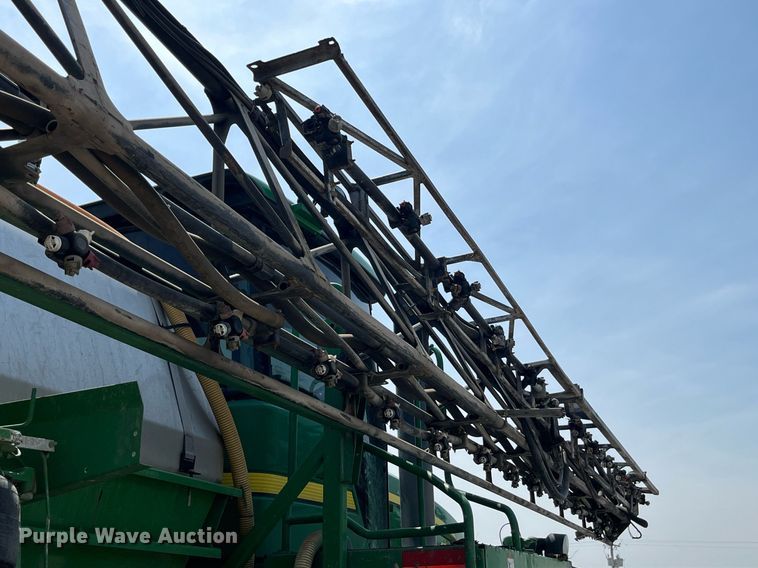 image for item LA9936 2009 John Deere 4730  sprayer