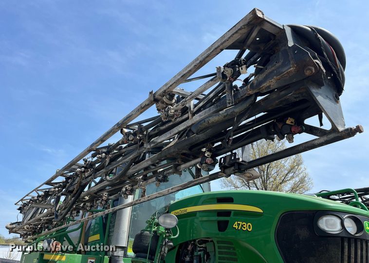 image for item LA9936 2009 John Deere 4730  sprayer
