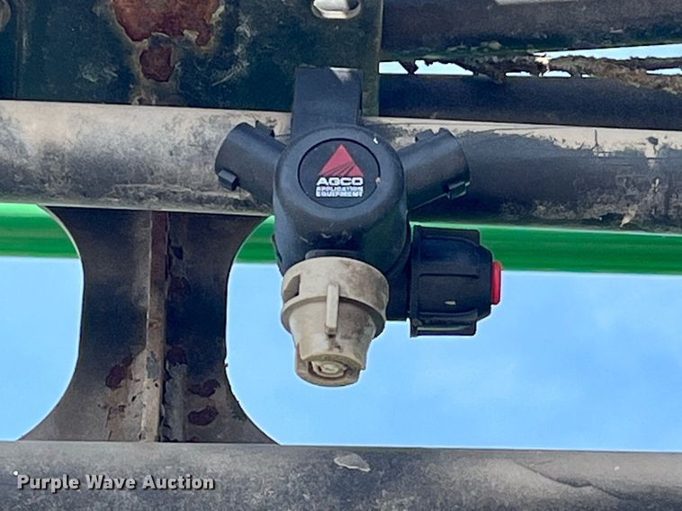 image for item LA9936 2009 John Deere 4730  sprayer