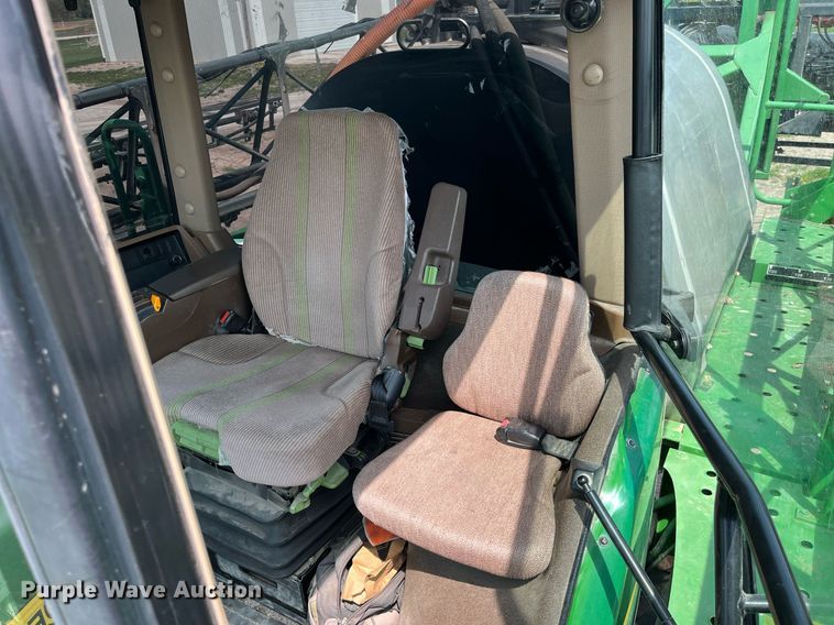 image for item LA9936 2009 John Deere 4730  sprayer