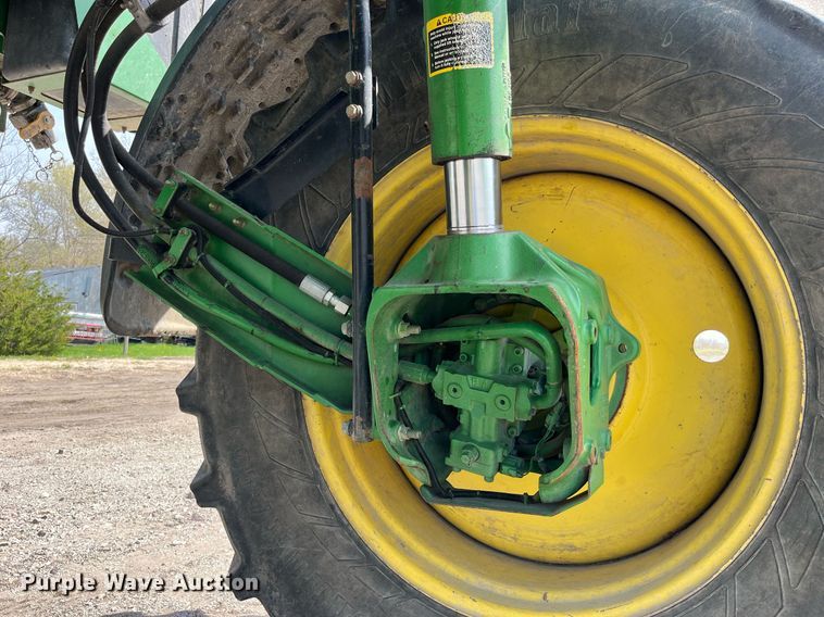 image for item LA9936 2009 John Deere 4730  sprayer