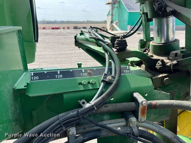 image for item LA9936 2009 John Deere 4730  sprayer