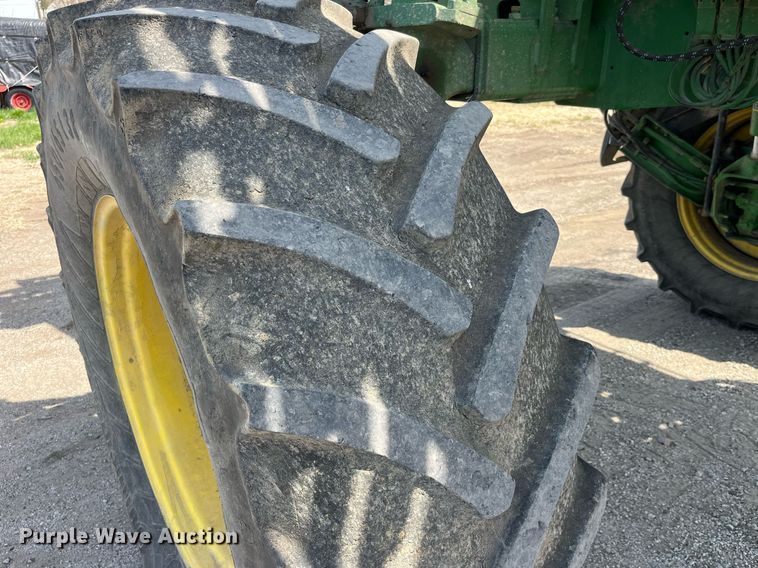 image for item LA9936 2009 John Deere 4730  sprayer