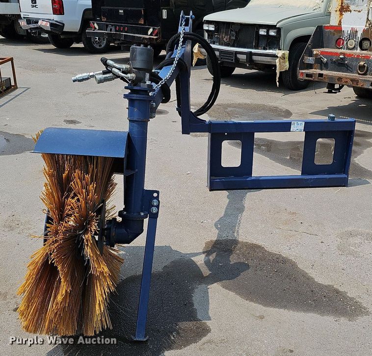 image for item LE9407 2023 Handy Attachments HFBS36  skid steer feed bunk sweeper