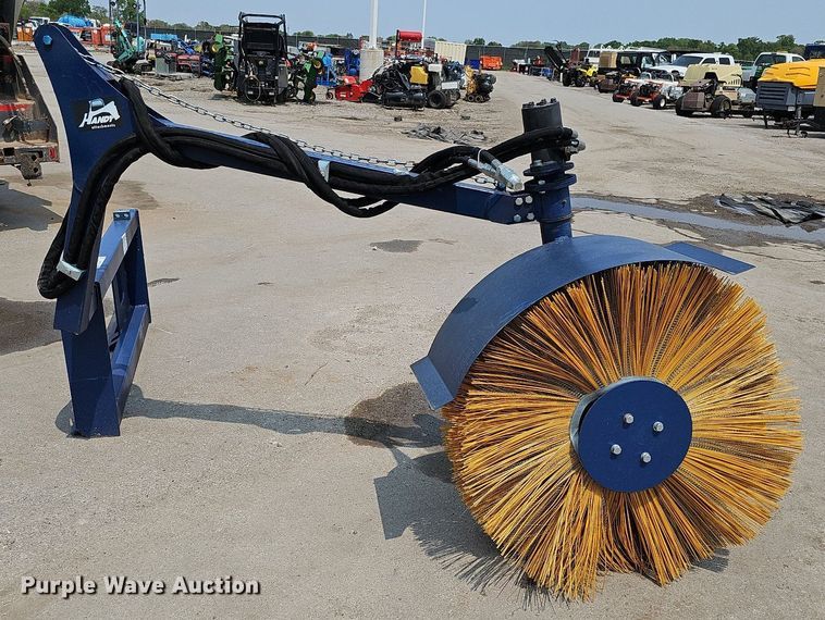 image for item LE9407 2023 Handy Attachments HFBS36  skid steer feed bunk sweeper