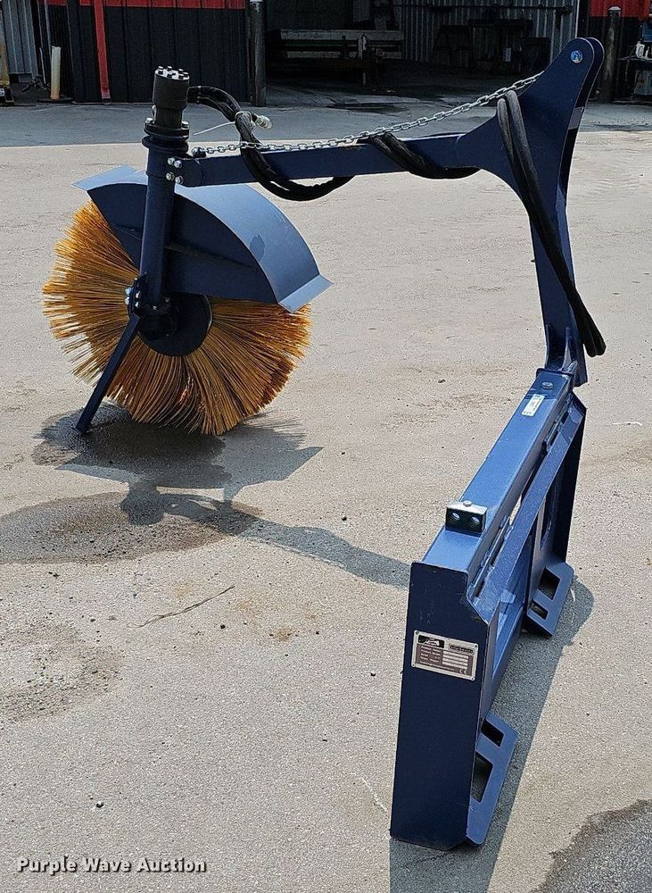 image for item LE9407 2023 Handy Attachments HFBS36  skid steer feed bunk sweeper