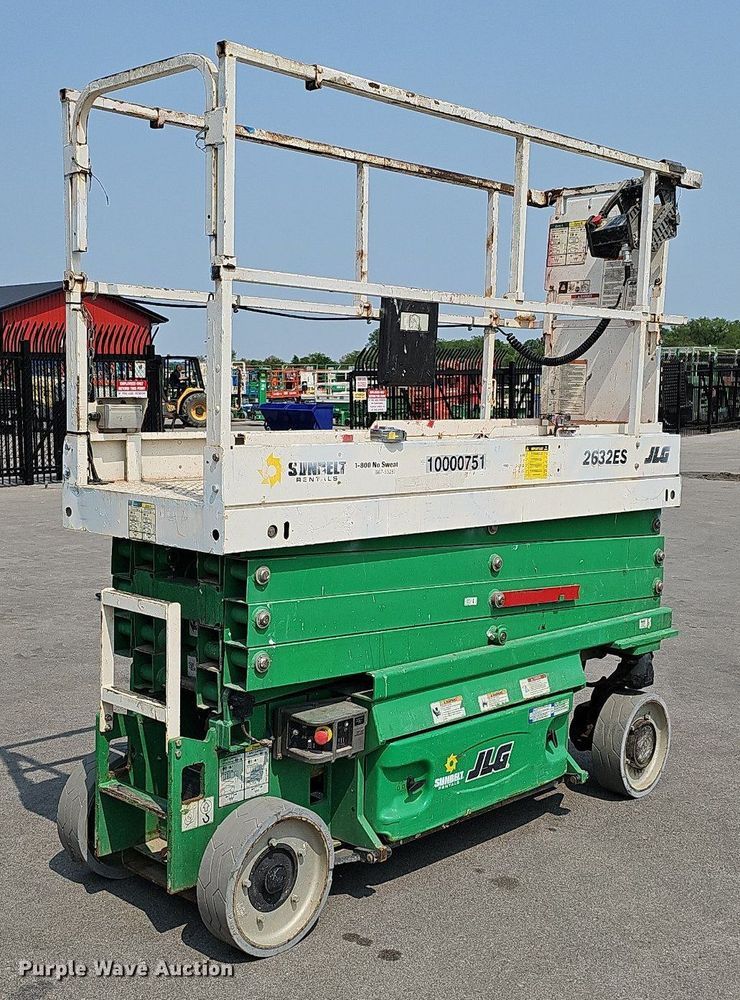 image for item LE9423 2018 JLG 2632ES  scissor lift