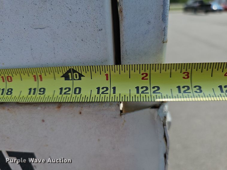 image for item LE9423 2018 JLG 2632ES  scissor lift