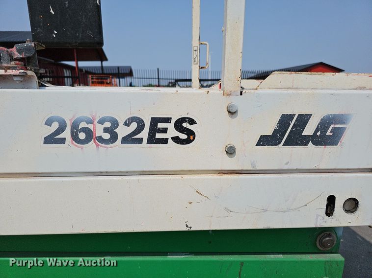 image for item LE9423 2018 JLG 2632ES  scissor lift