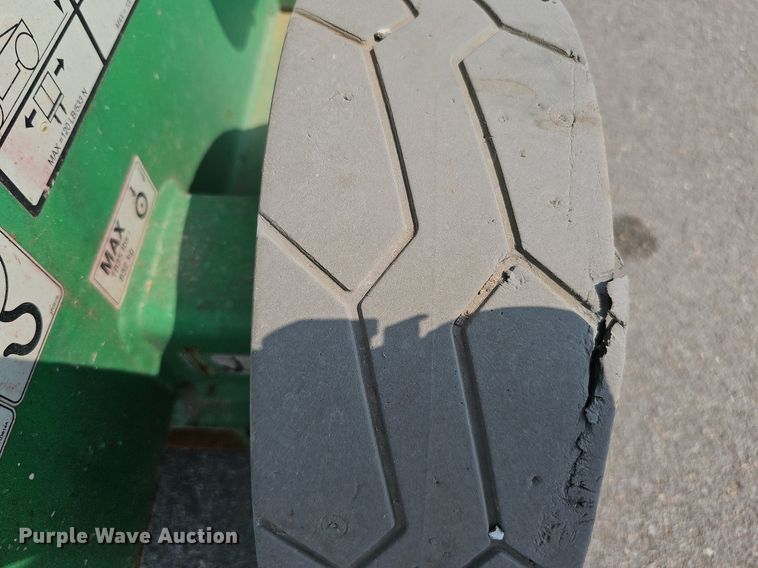 image for item LE9423 2018 JLG 2632ES  scissor lift