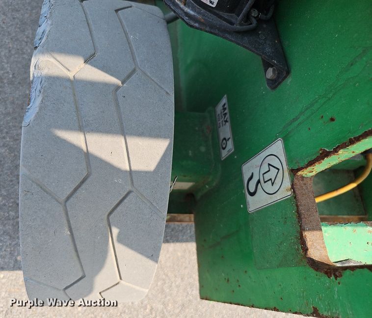 image for item LE9423 2018 JLG 2632ES  scissor lift