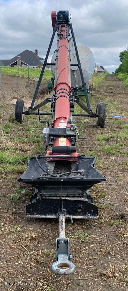 image for item LH9586 2014 Universal Industries UT1535SFLETD-10  conveyor