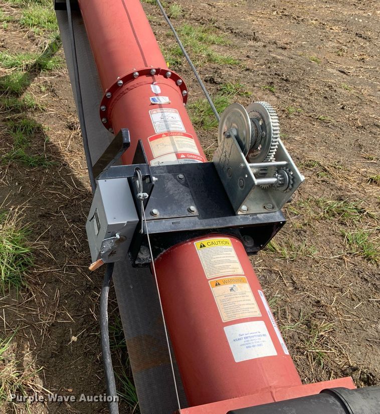 image for item LH9586 2014 Universal Industries UT1535SFLETD-10  conveyor