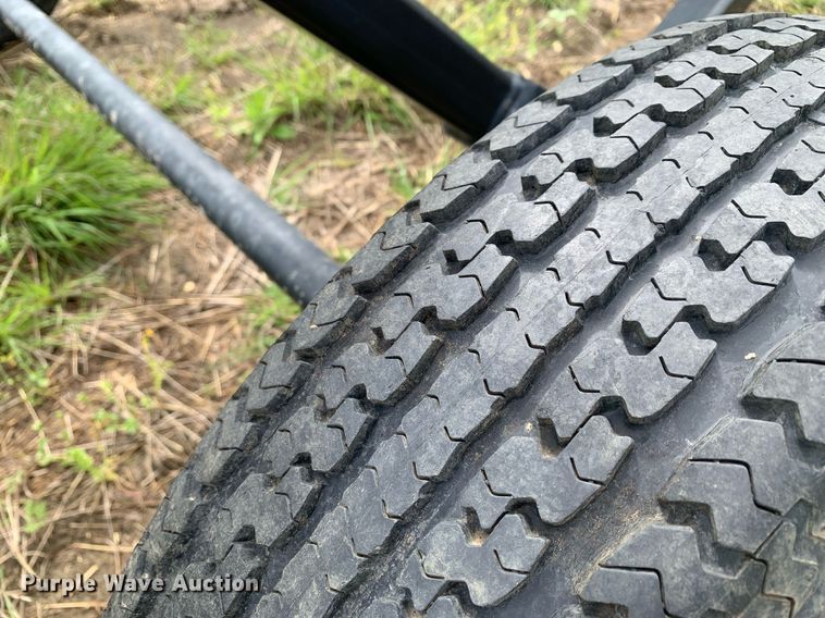 image for item LH9586 2014 Universal Industries UT1535SFLETD-10  conveyor