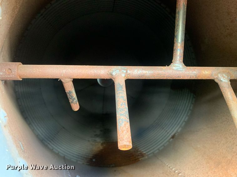 image for item LH9588 Shop built  grain bin trailer