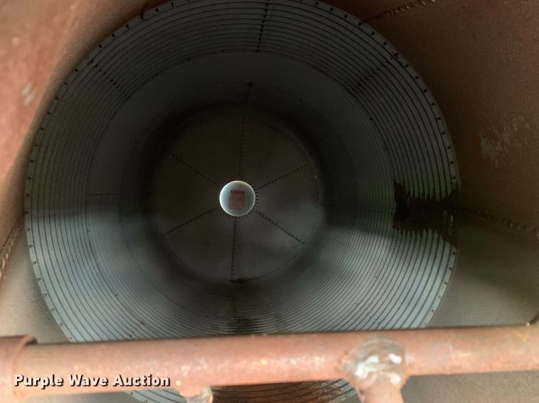 image for item LH9588 Shop built  grain bin trailer