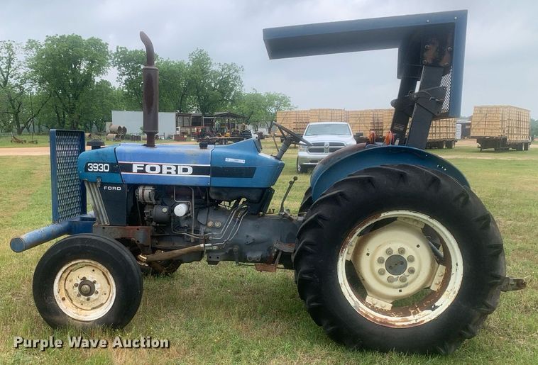 image for item LH9608 Ford 3930  tractor