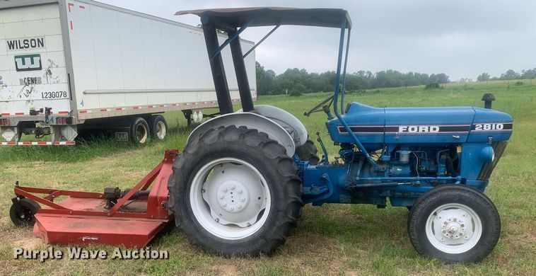 image for item LH9609 Ford 2810  tractor