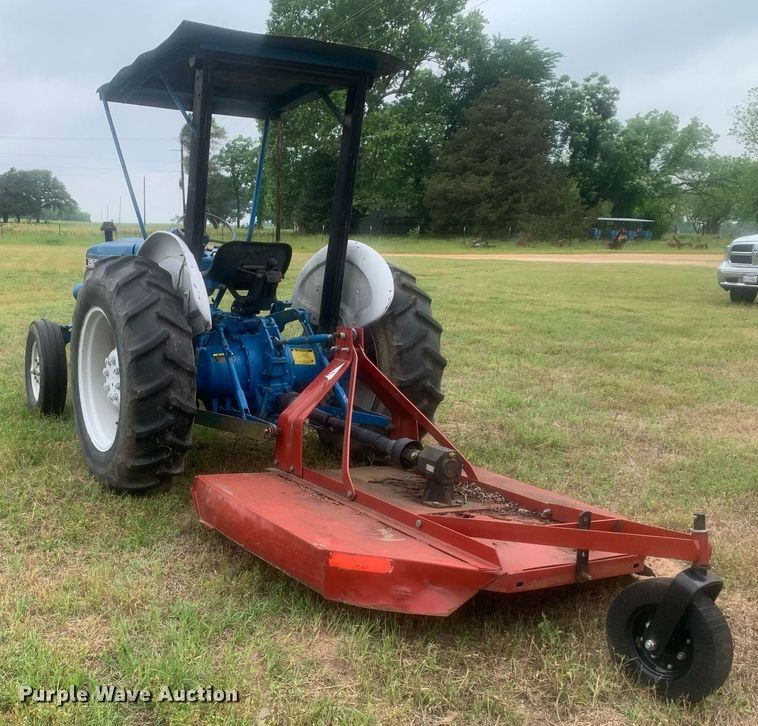 image for item LH9609 Ford 2810  tractor