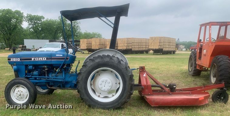 image for item LH9609 Ford 2810  tractor