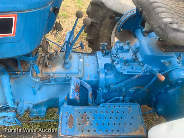 image for item LH9609 Ford 2810  tractor