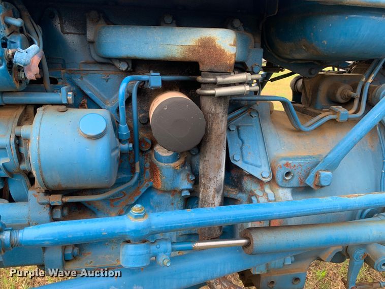 image for item LH9609 Ford 2810  tractor