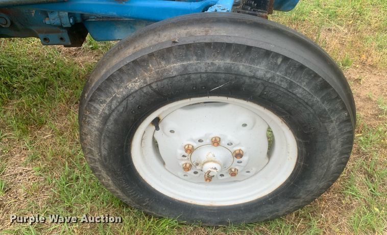 image for item LH9609 Ford 2810  tractor