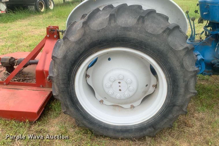 image for item LH9609 Ford 2810  tractor