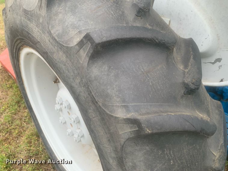 image for item LH9609 Ford 2810  tractor