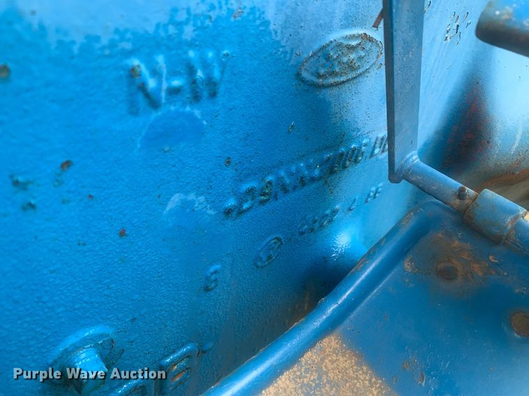 image for item LH9609 Ford 2810  tractor